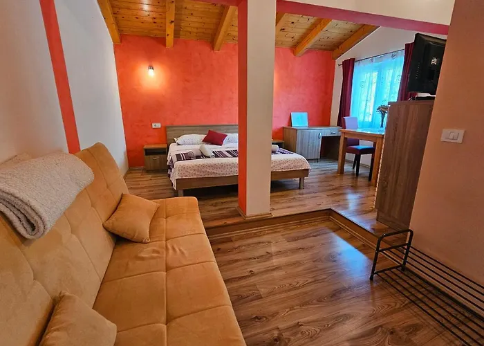 Studio And Room Agroturist